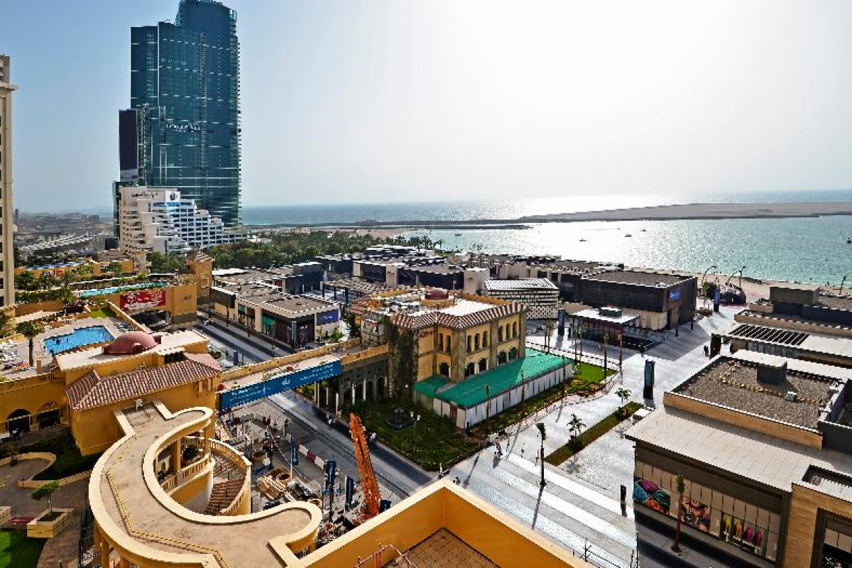 RODA AMWAJ SUITES