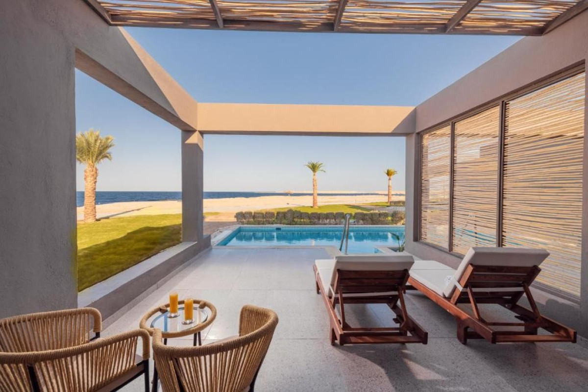Sentido Naga Bay