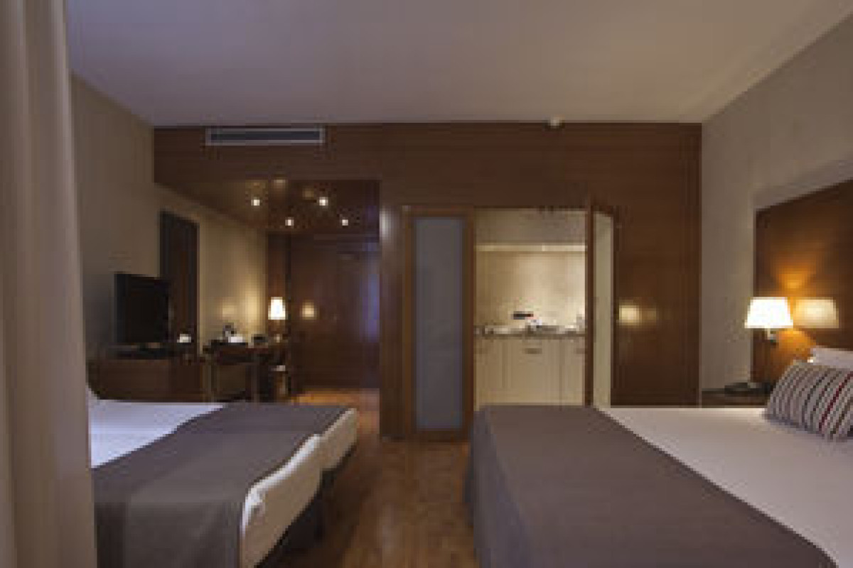 APARTHOTEL MARIANO CUBI