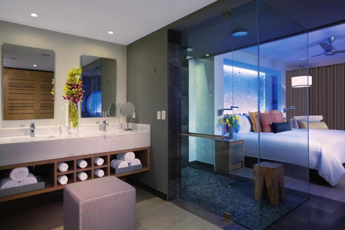Secrets Riviera Cancun Resort & Spa