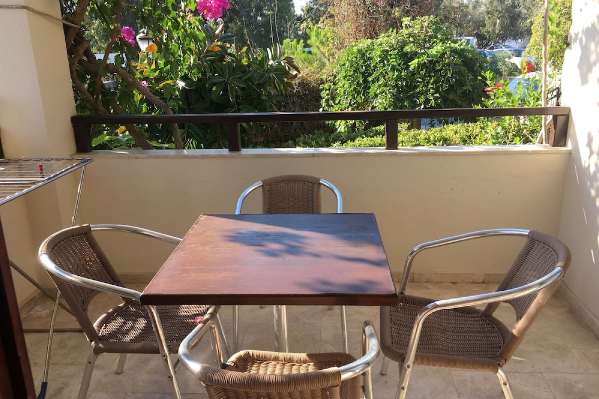 VILLANAZ APART HOTEL
