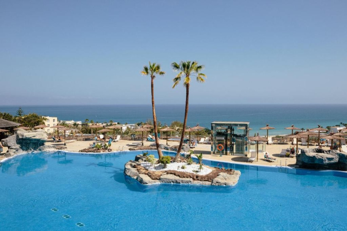 Playitas Aparthotel
