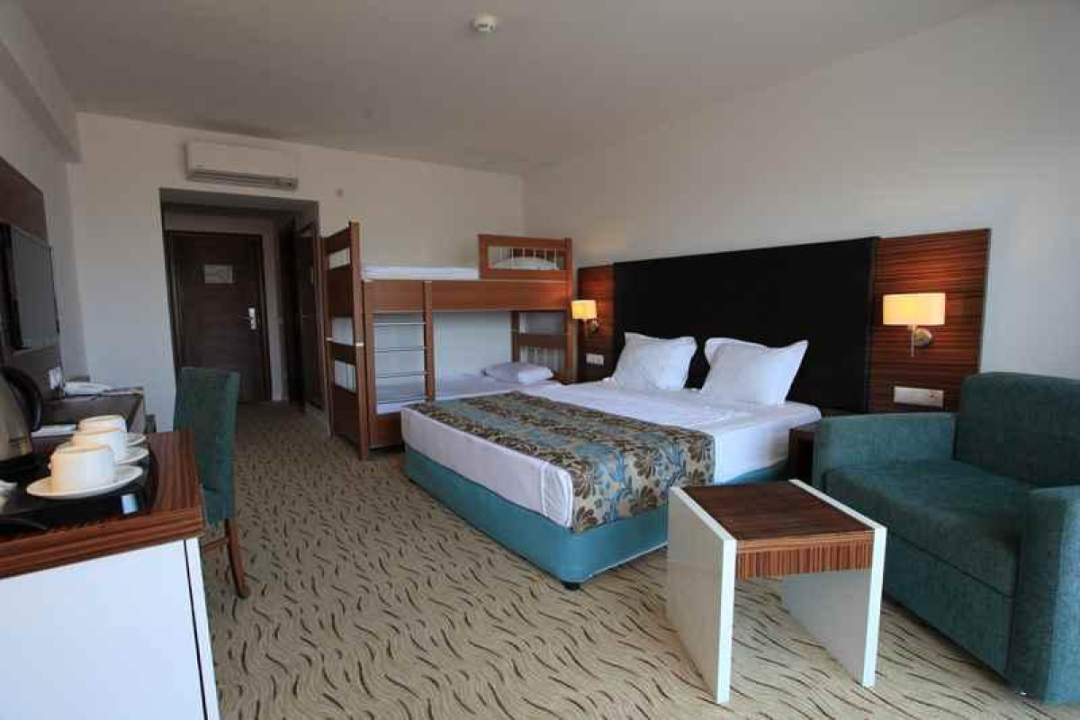 KUSADASI PALM WINGS BEACH RESORT