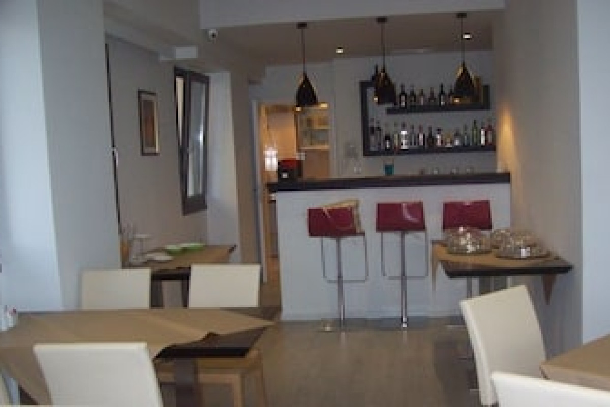 AURA BOUTIQUE HOTEL