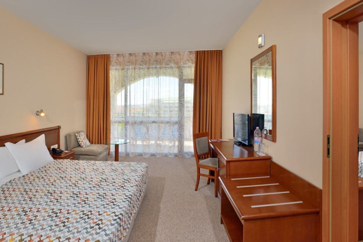 Sol Nessebar Bay  Mare Resort  (Nessebar) 4*