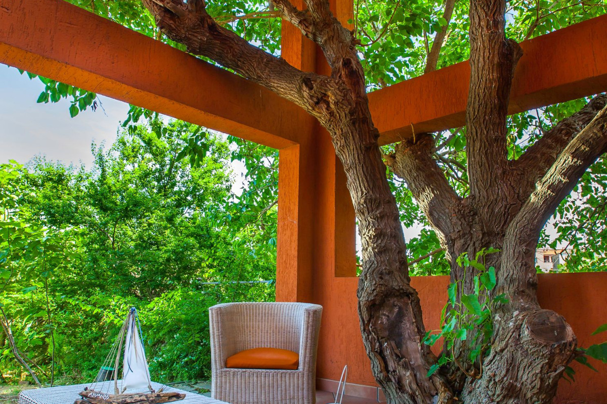 The Varos Residences Hotel