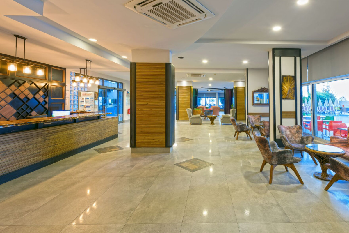 Monart City Hotel
