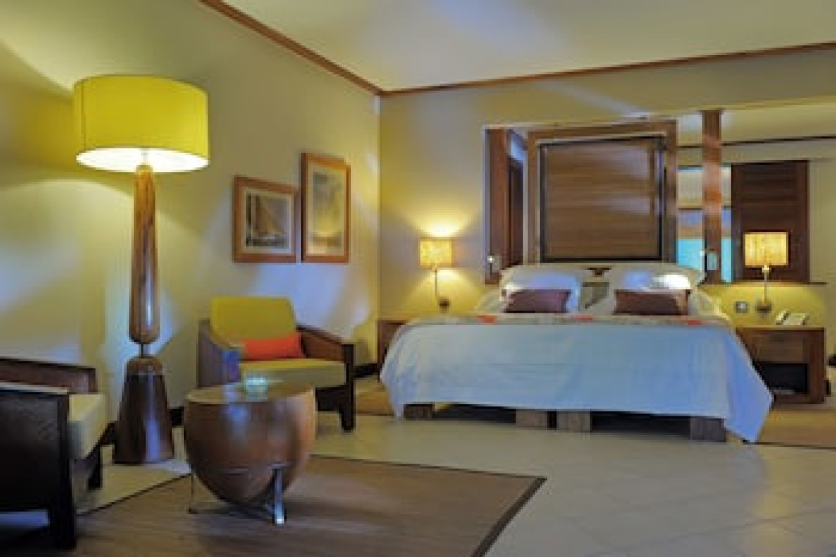 PARADIS BEACHCOMBER