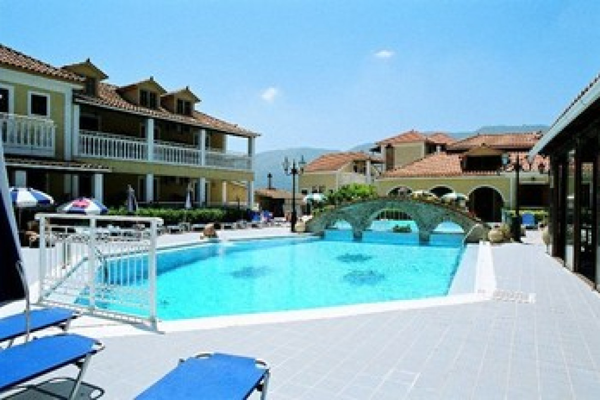 ELPIDA HOTEL