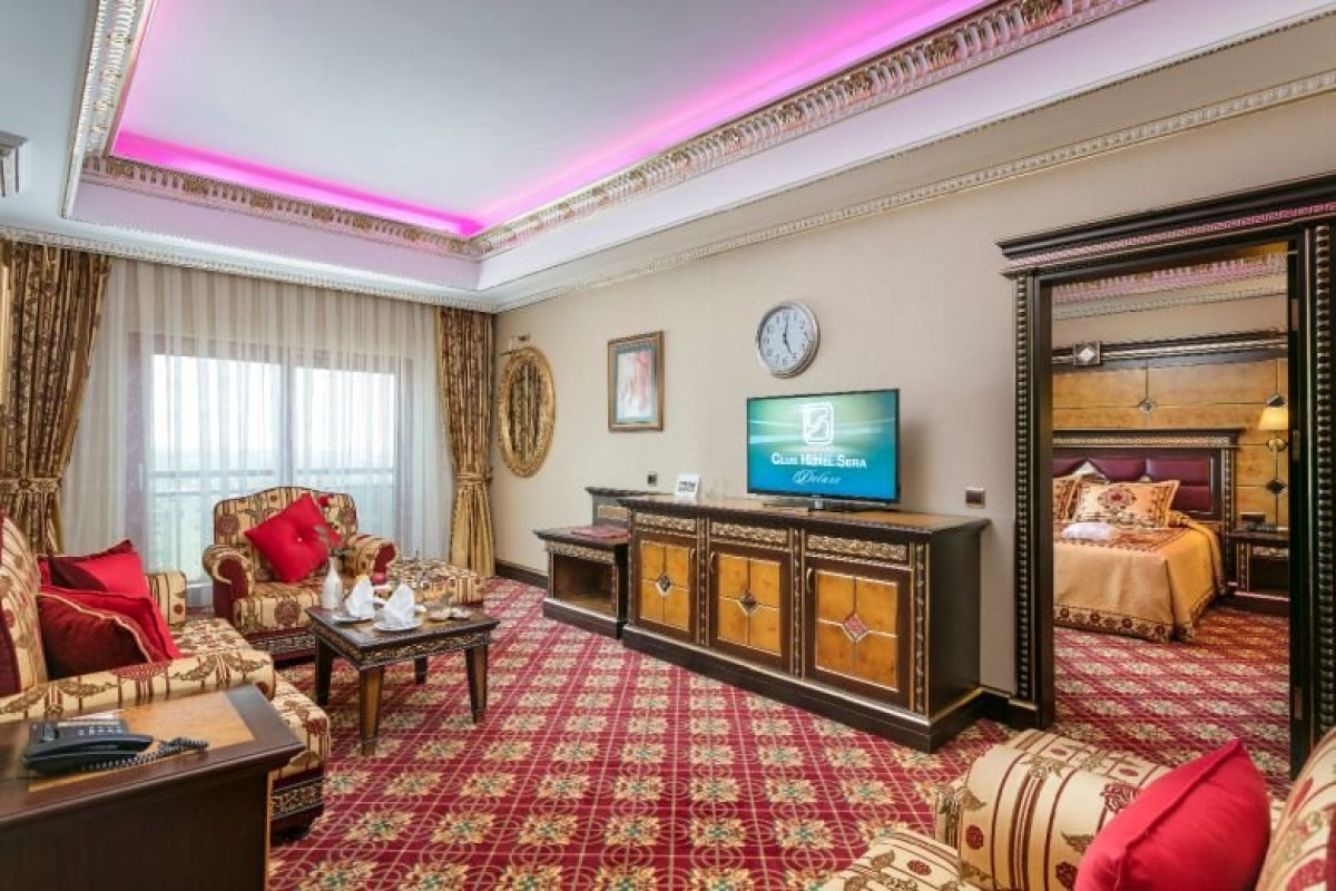 CLUB HOTEL SERA