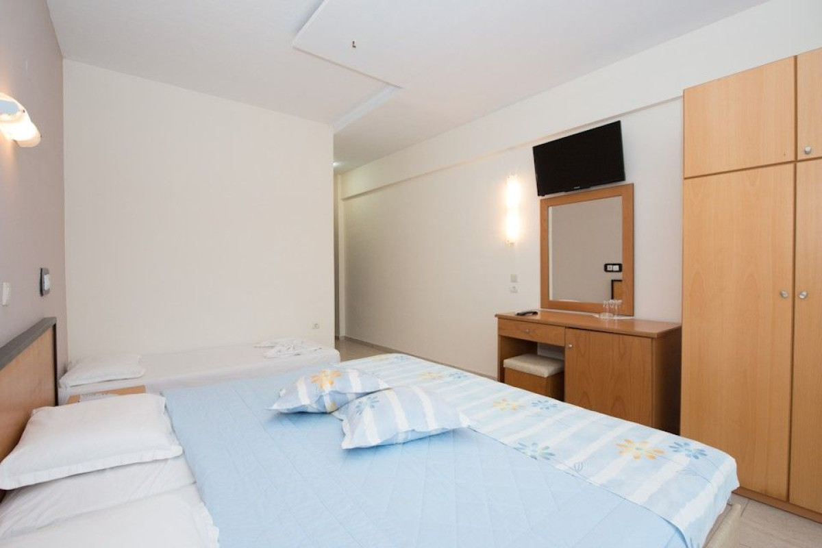 Maranton Beach Hotel