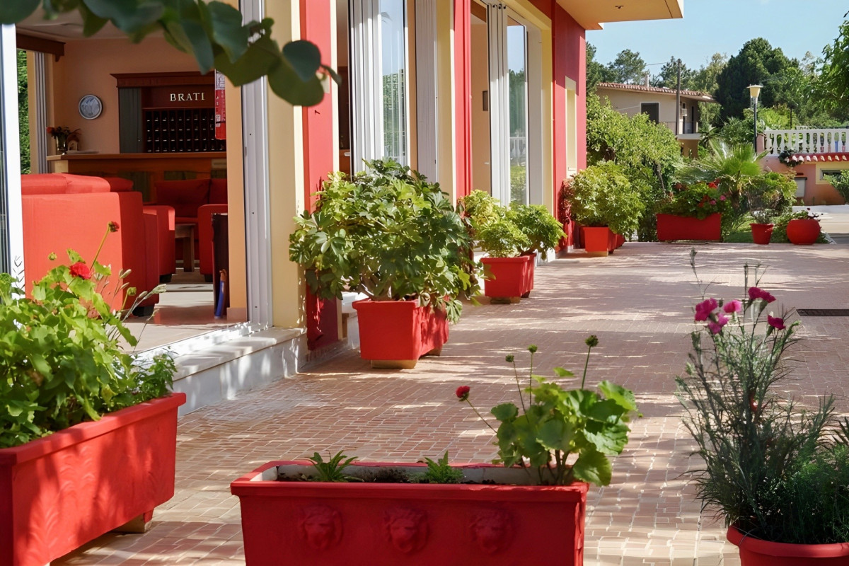 Brati Arkoudi Hotel