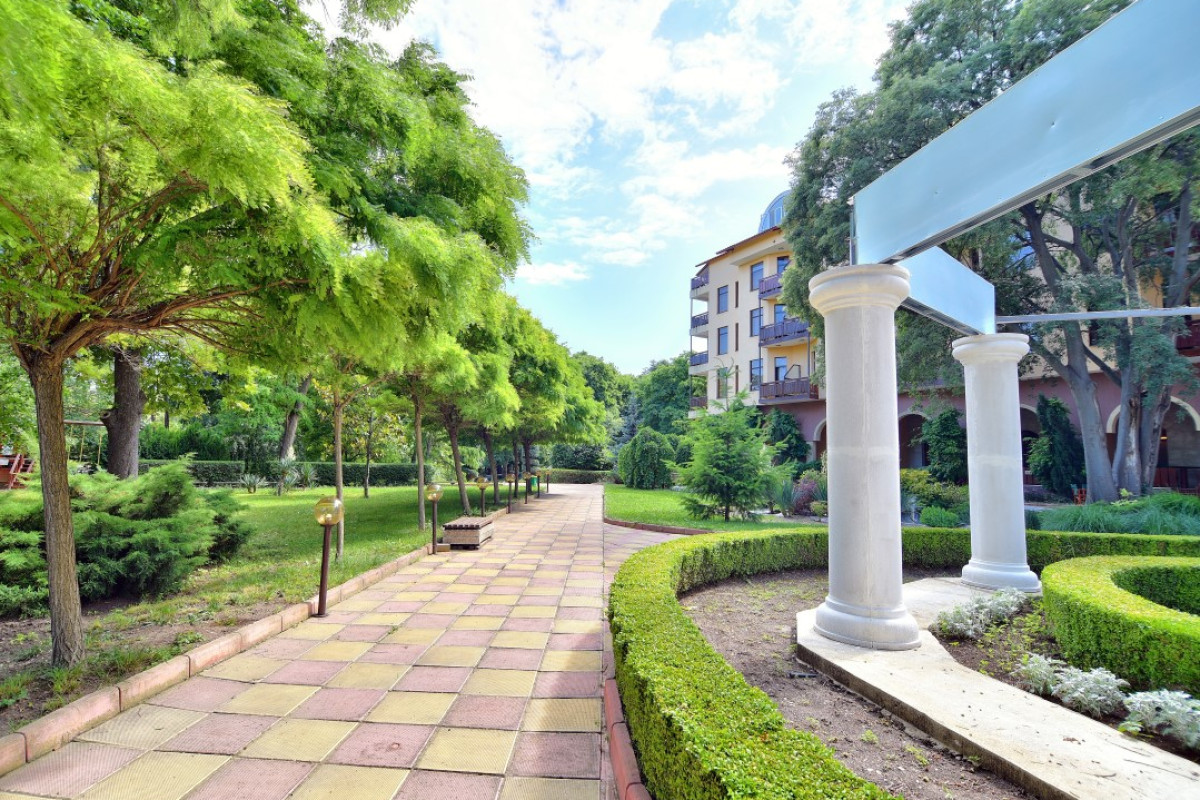 Estreya Residence (St.Constantin:E) 4*