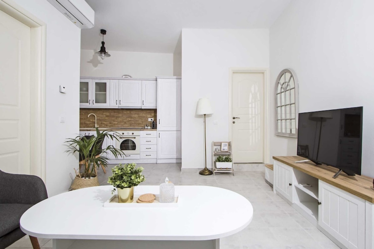 DOMUS LUX HOUSES BY KONNECT