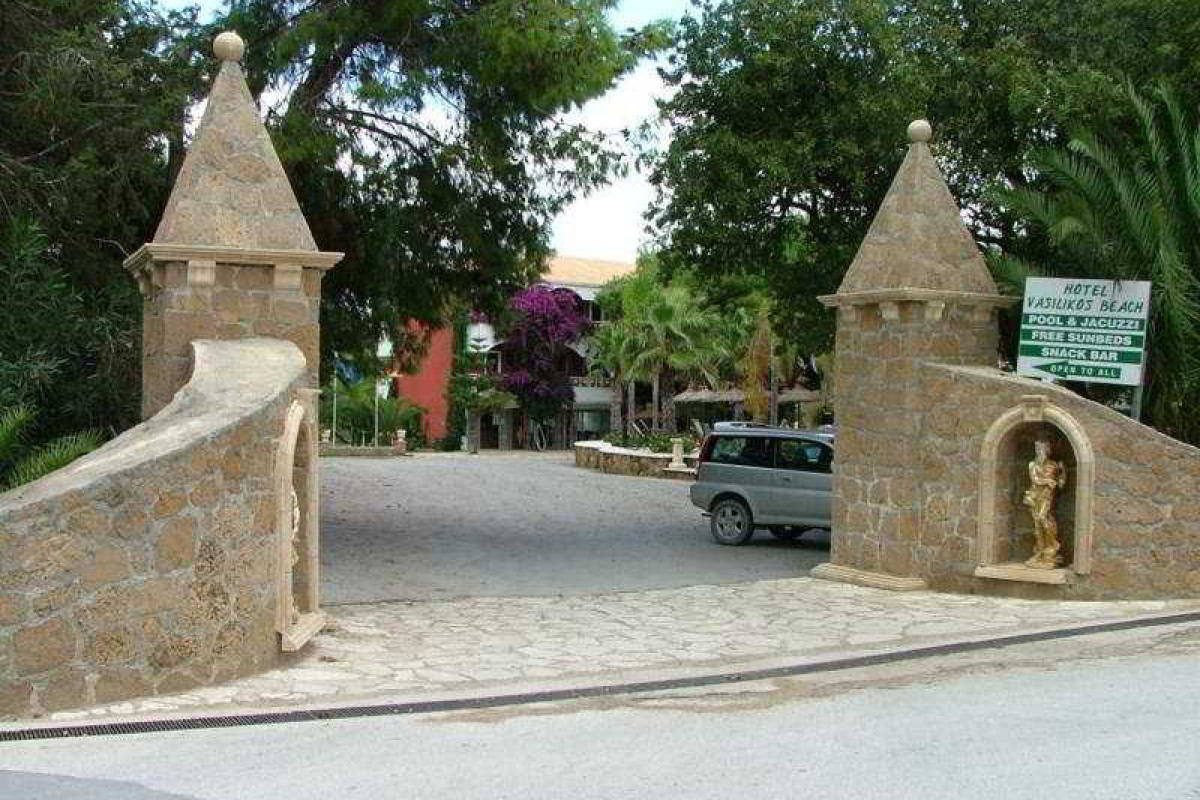 Vasilikos Beach Hotel