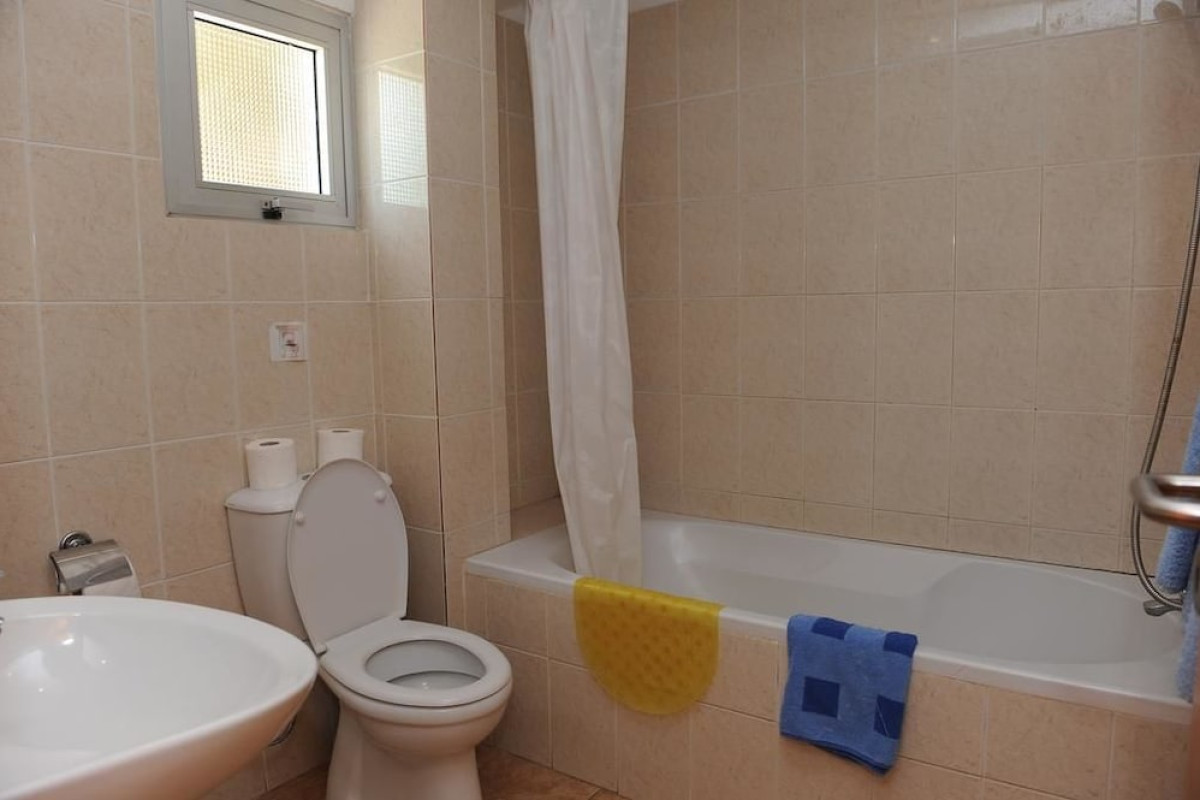 FLOREA HOTEL APARTMENTS