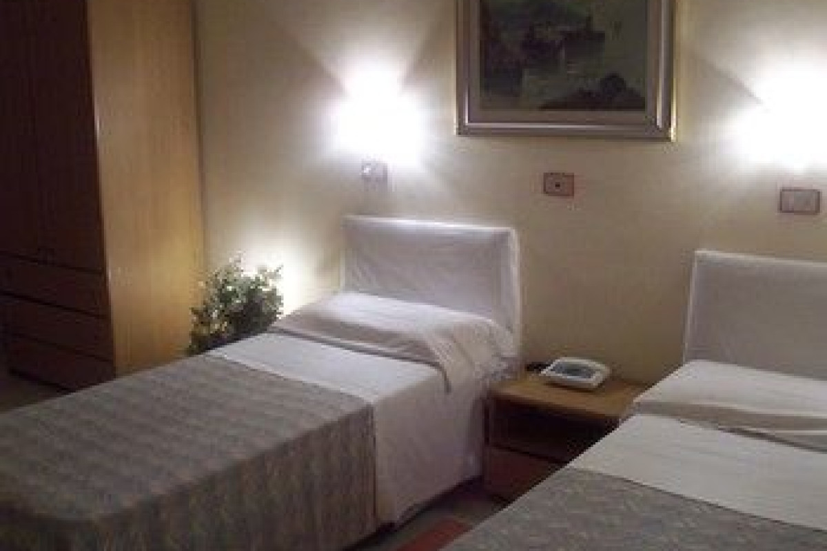 PENSIONE ROMEO HOTEL