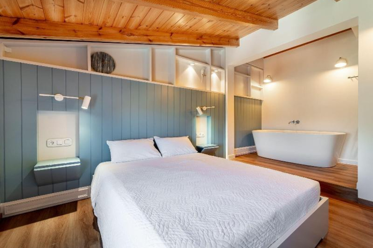 Allure Central Boutique Hotel