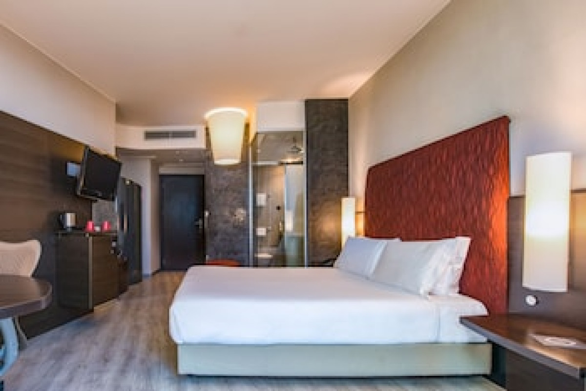 HI HOTEL BARI