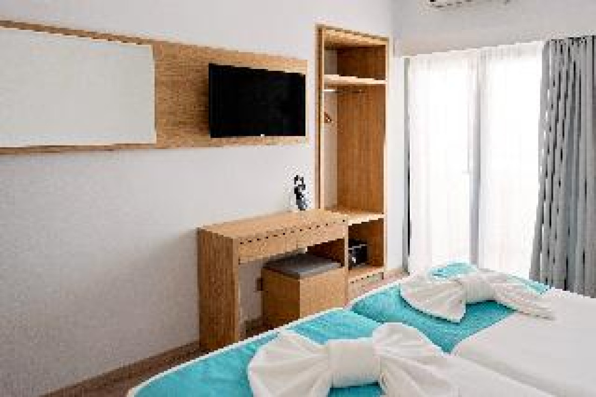 PYRAMOS HOTEL