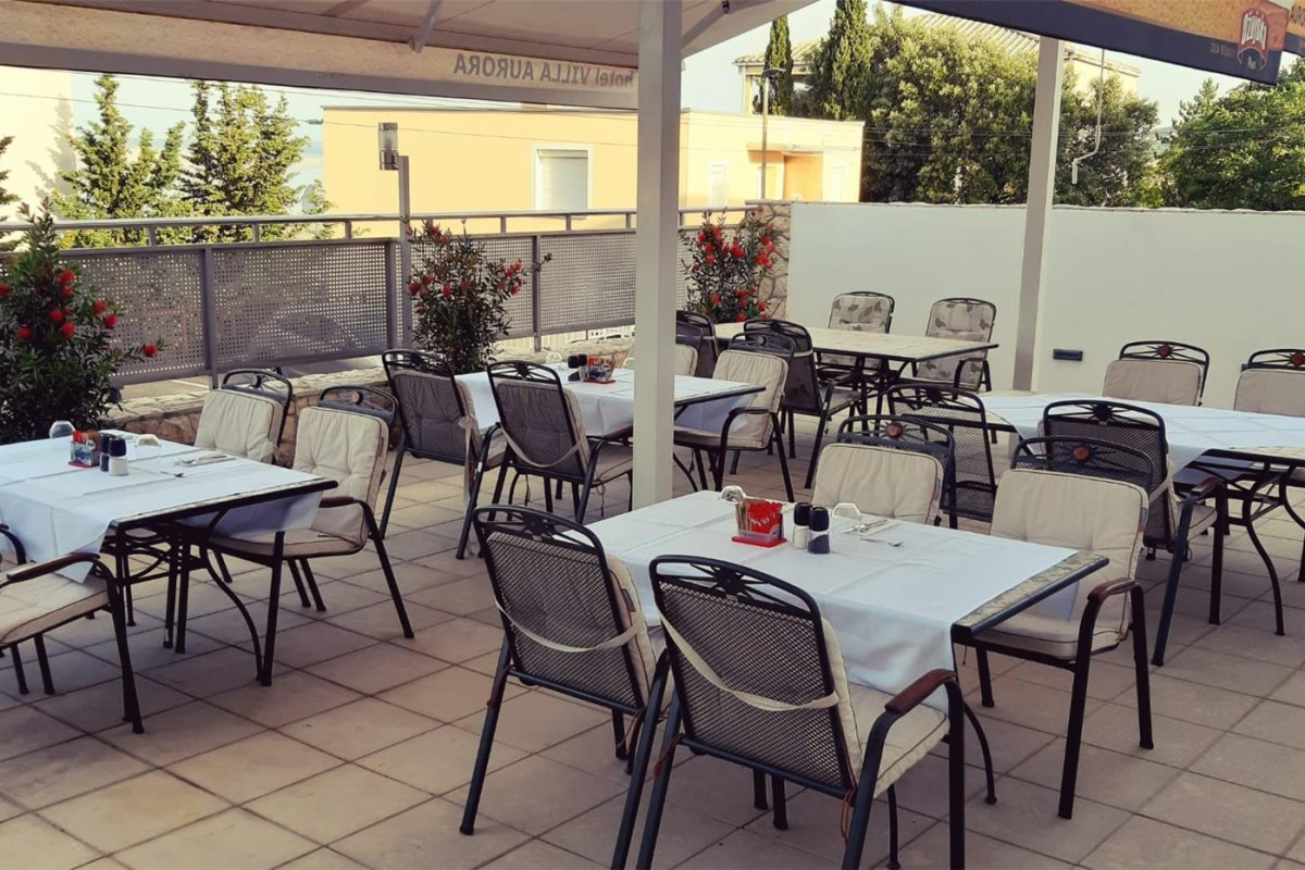 HOTEL VILLA AURORA 3*