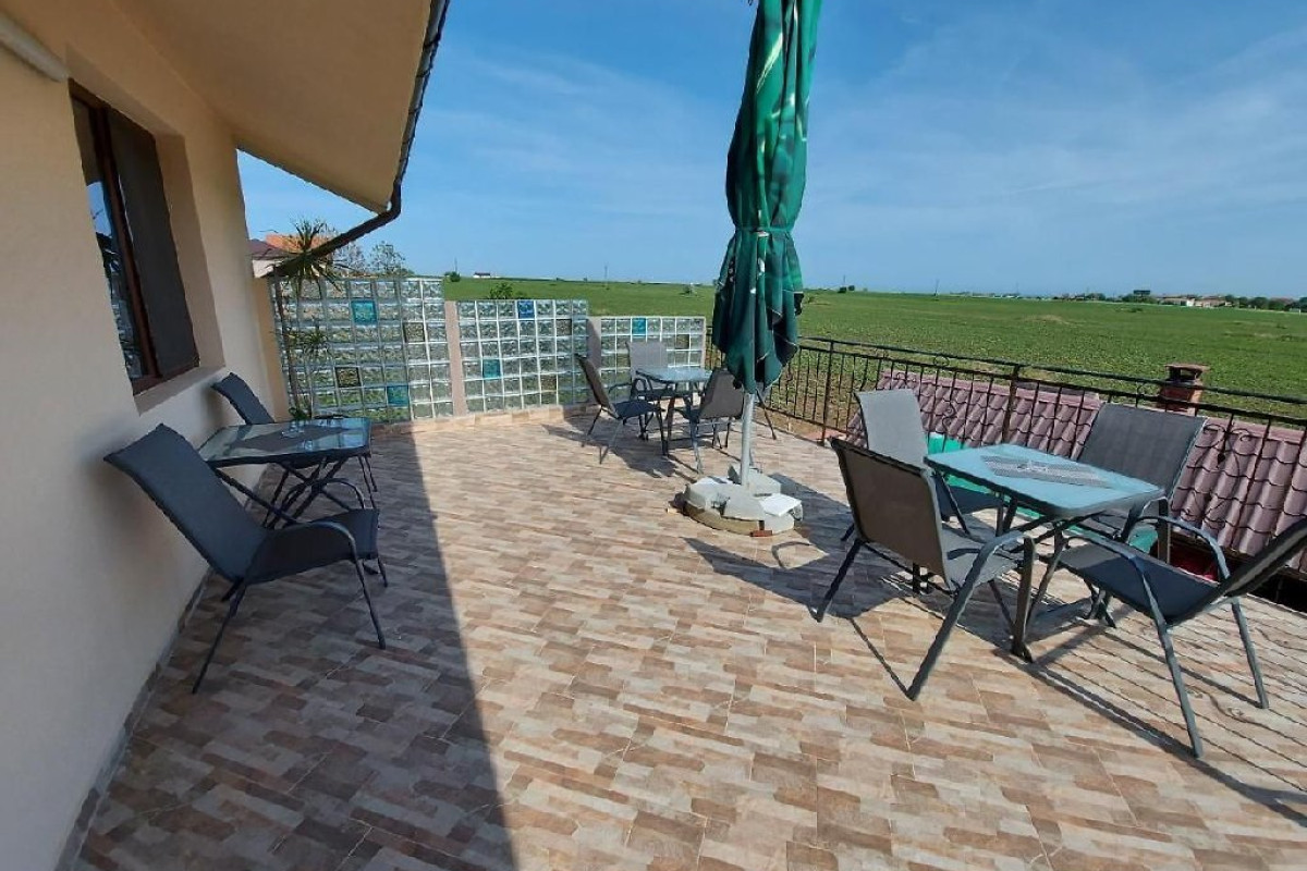 Camere de inchiriat CASA IV CM