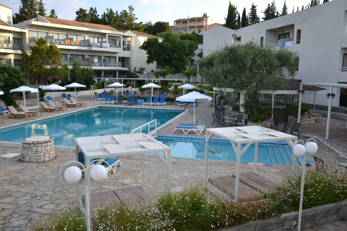 Dassia Holiday Club