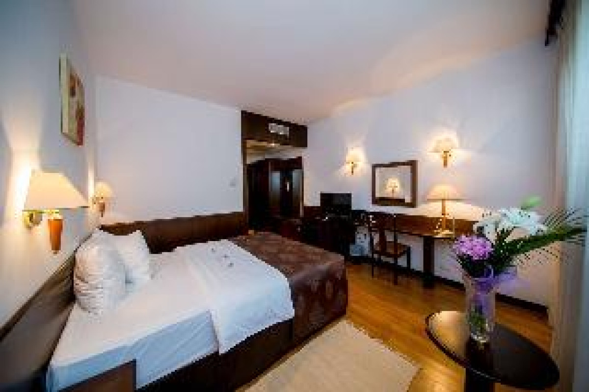 BEST WESTERN CENTRAL HOTEL