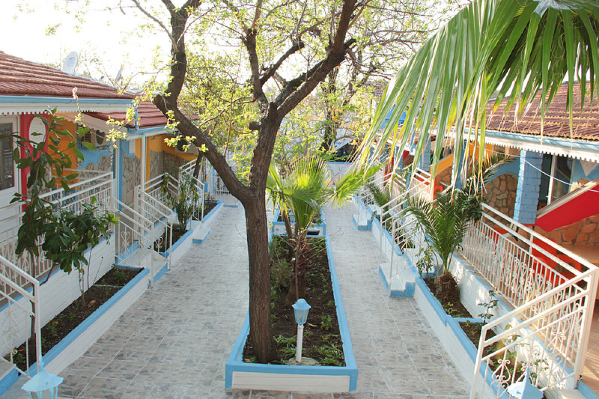SIDE TEMPLE HOTEL