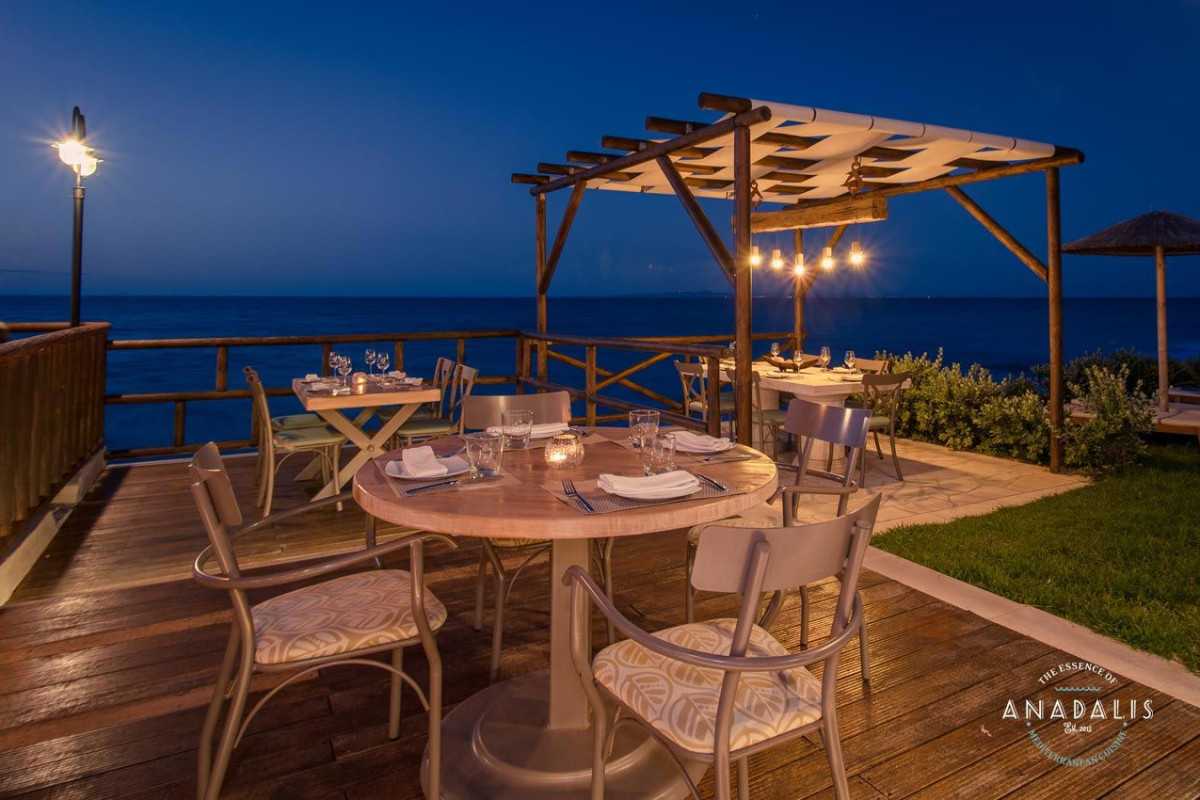 Windmill Bay Hotel