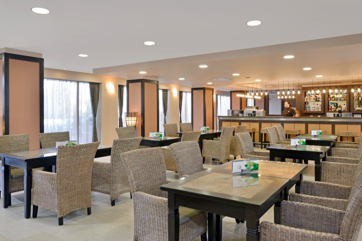 Sol Nessebar Bay  Mare Resort  (Nessebar) 4*