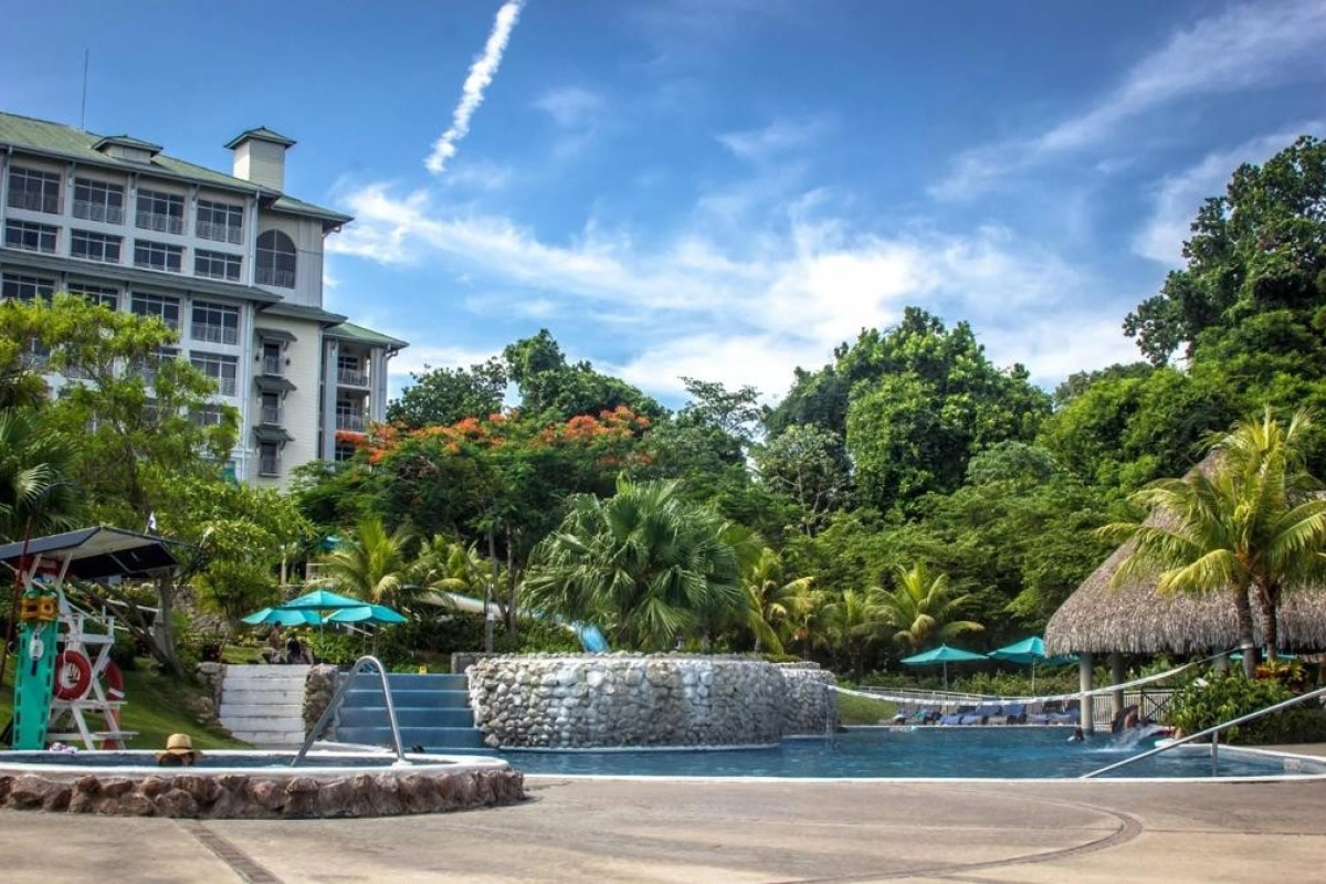 Gran Evenia Bijao Beach Resort