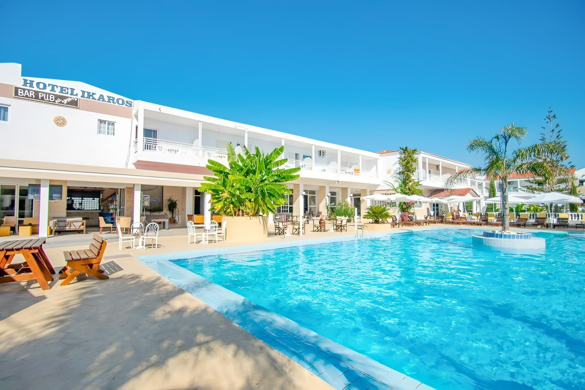IKAROS  HOTEL