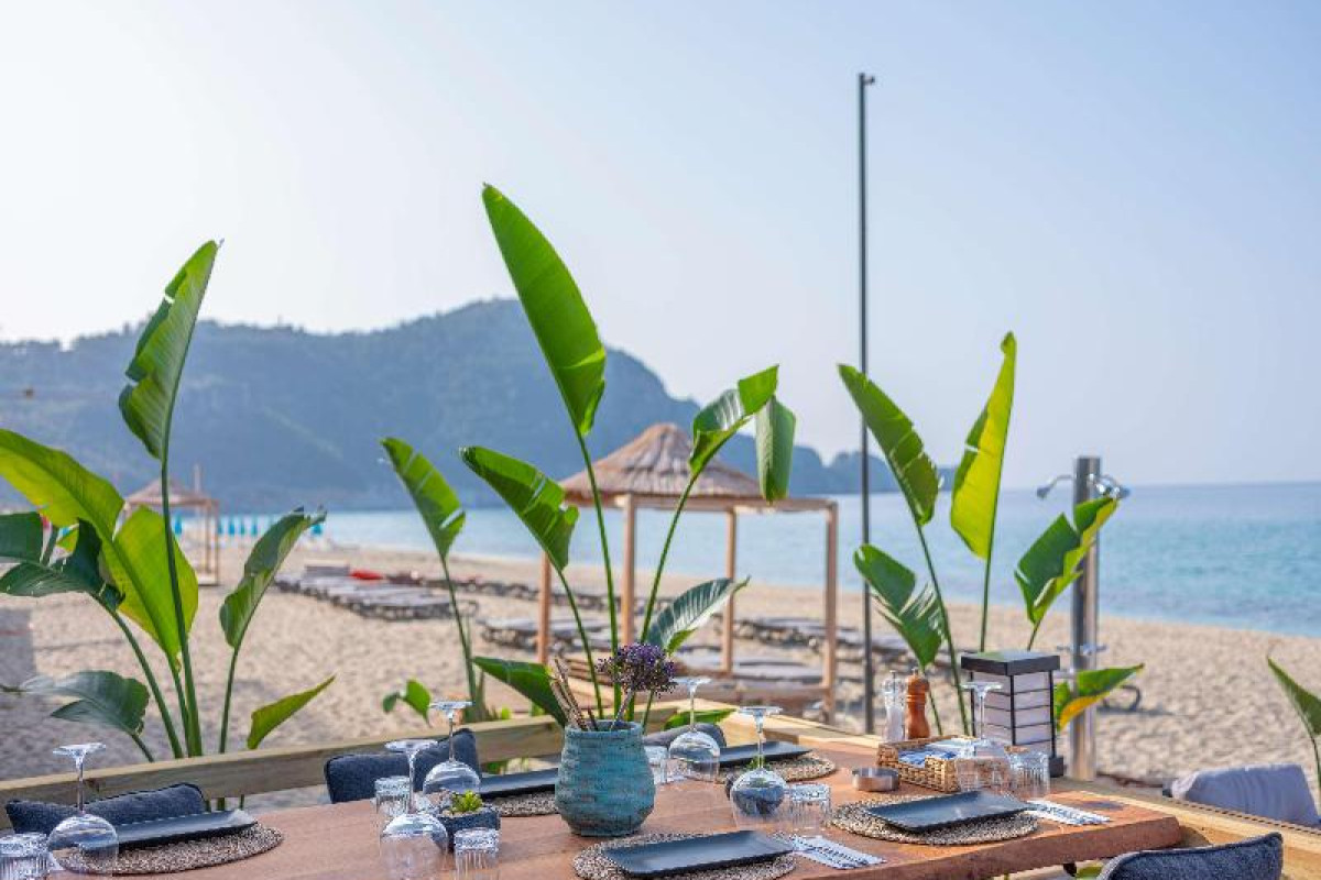 PALMİYE BEACH HOTEL