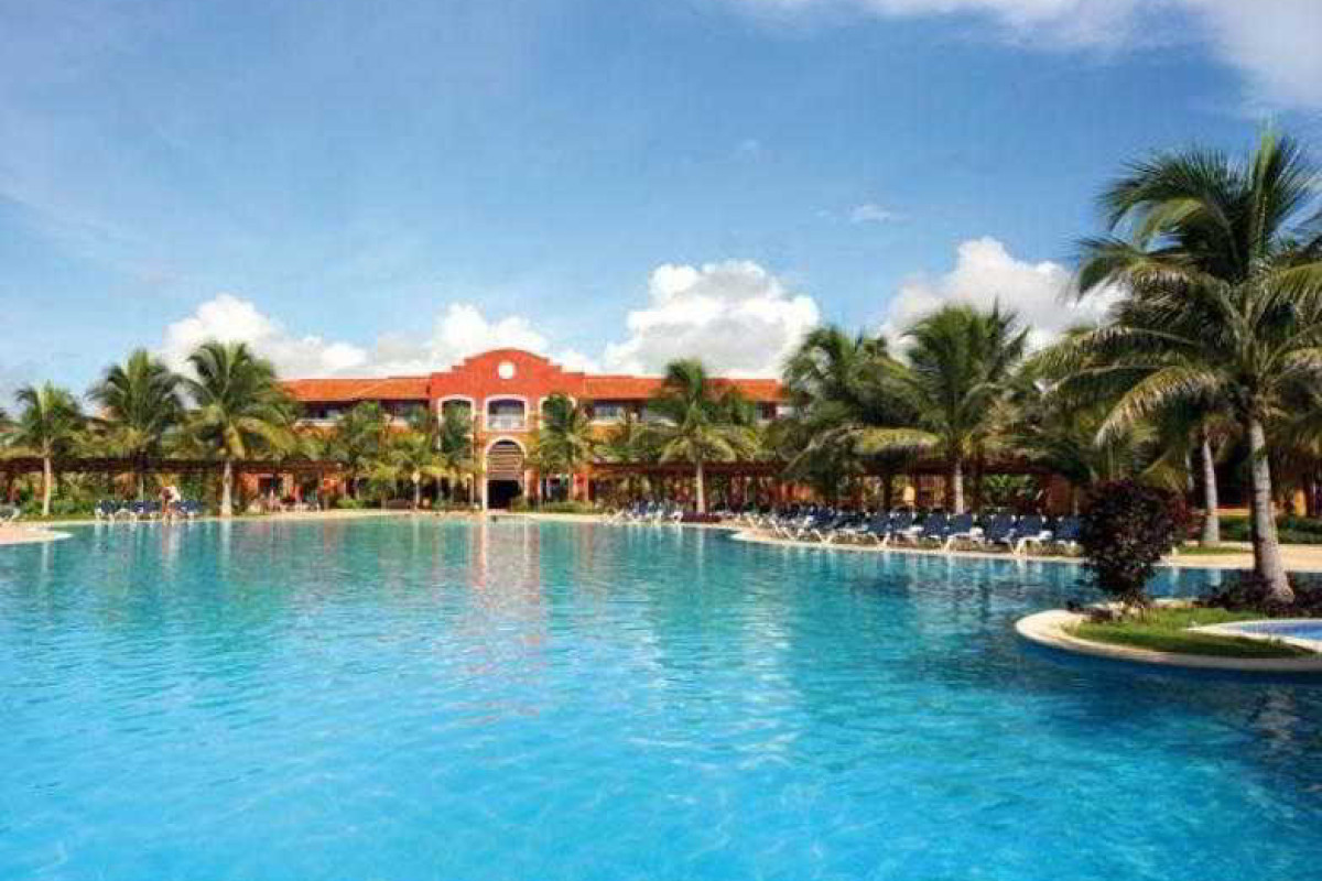 Barcelo Maya Colonial