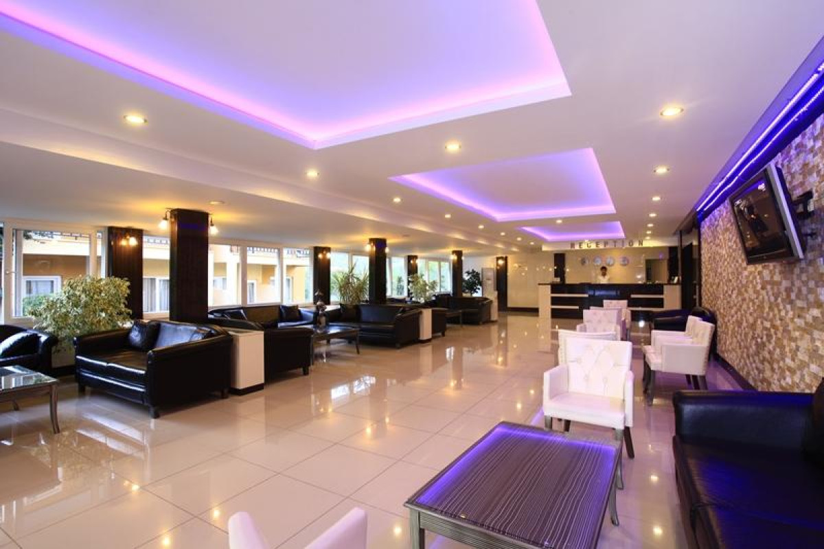 MIRAMOR GARDEN HOTEL