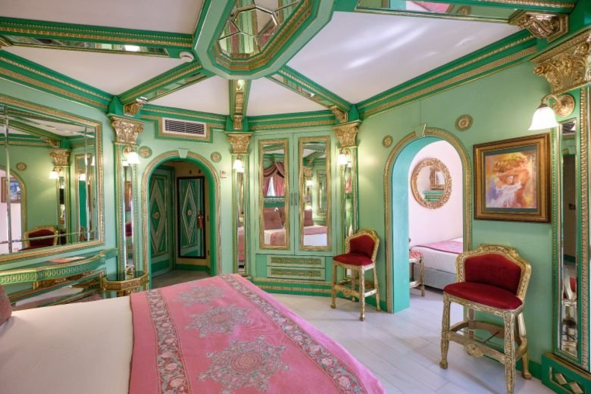CLUB HOTEL SERA