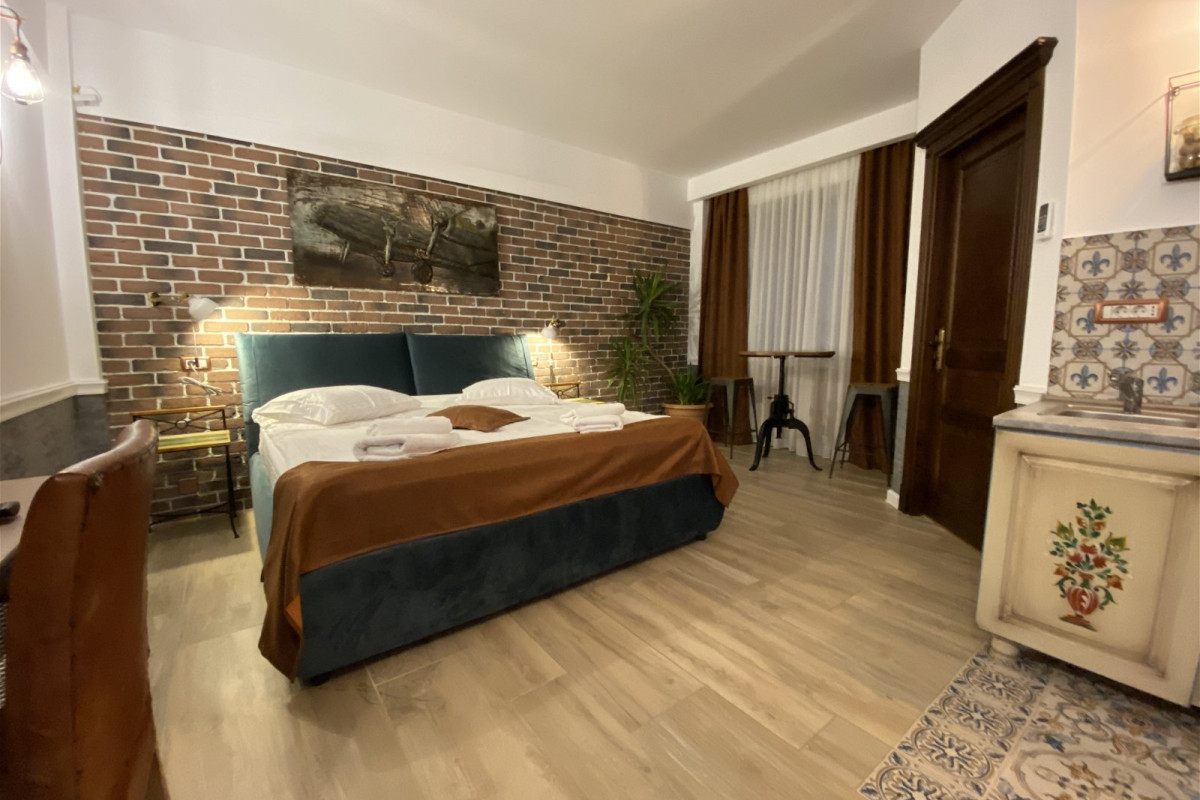 Aviator Residence