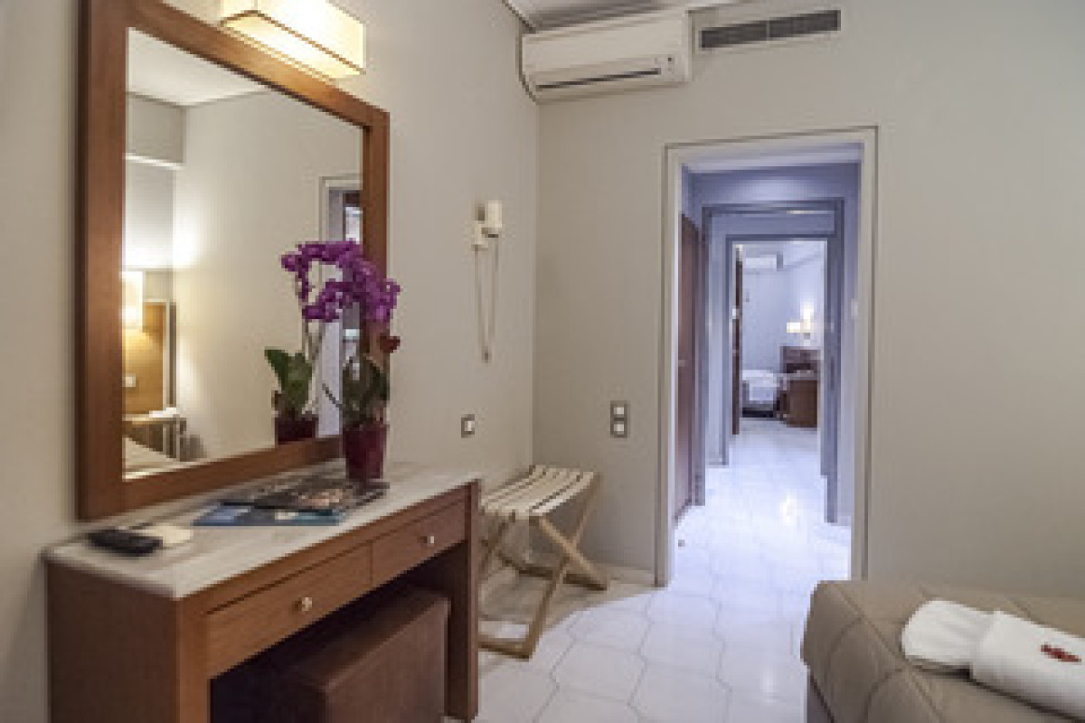 FEDRIADES HOTEL