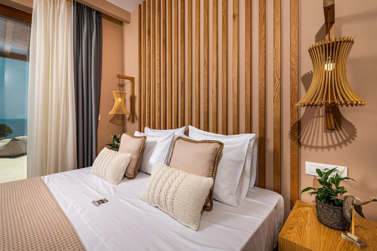 TERRA LUCIS MOUNTAIN RESIDENCES AETHER VILLA