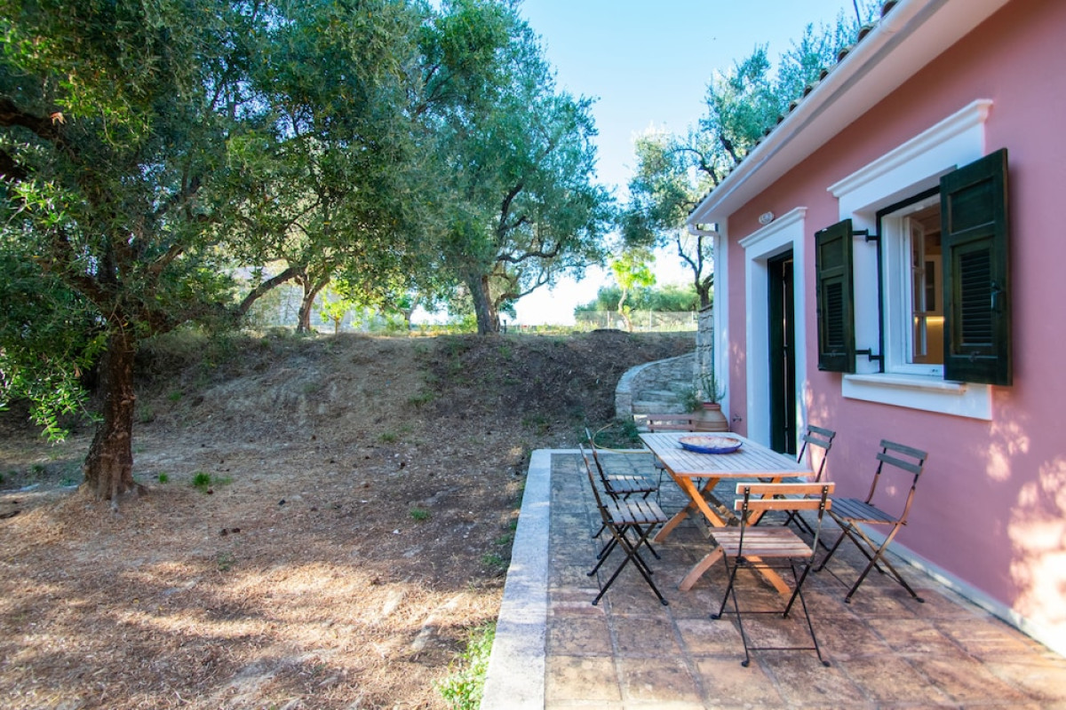 Doliva Estate
