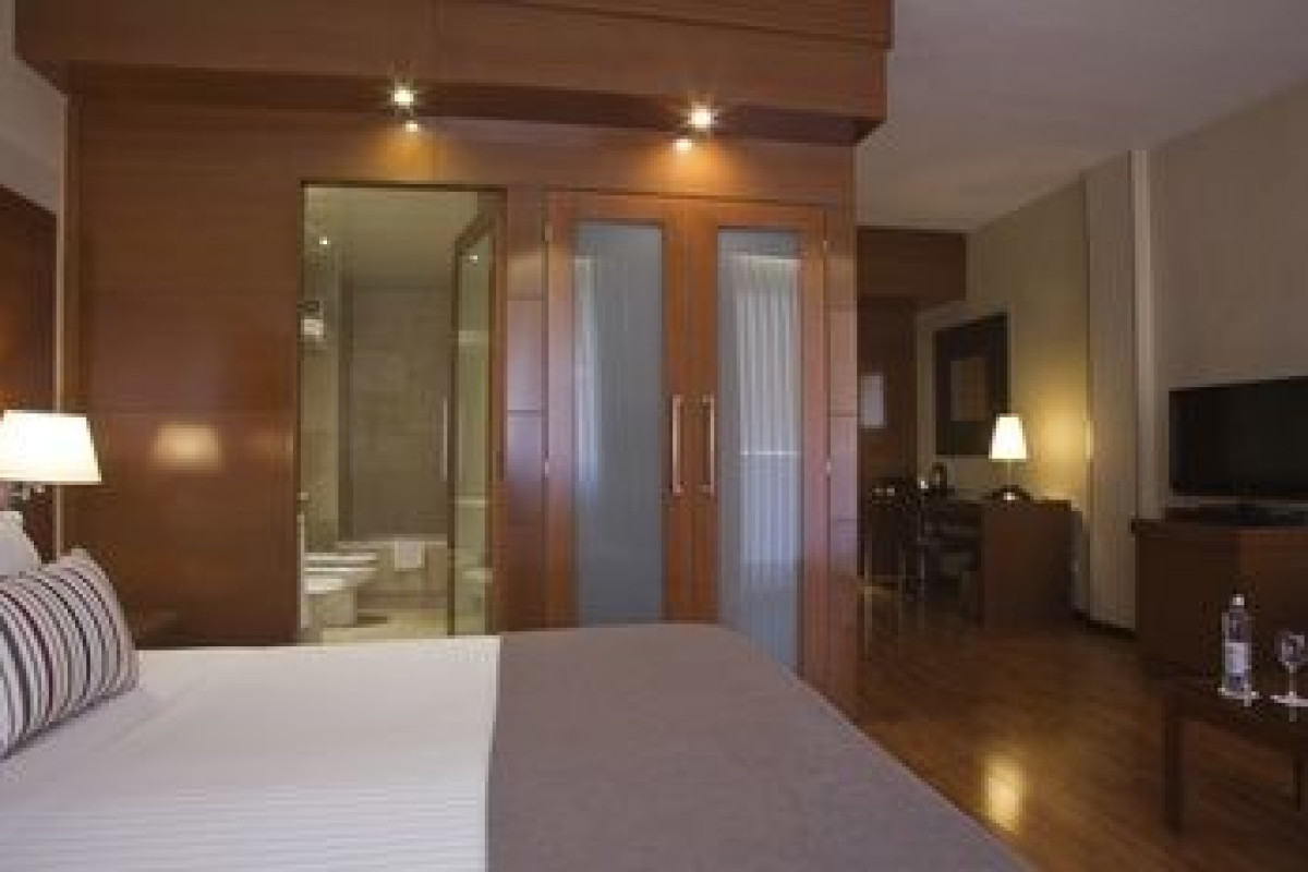 APARTHOTEL MARIANO CUBI