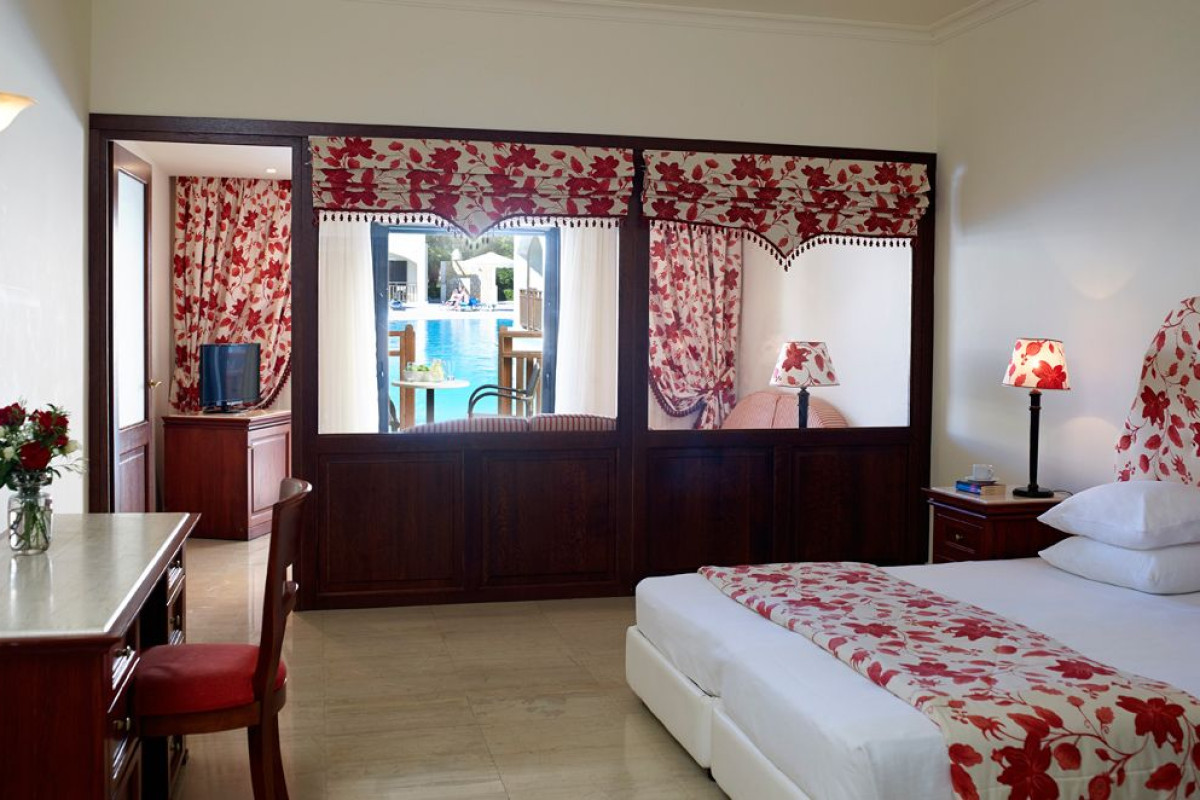Roda Beach Resort  Spa