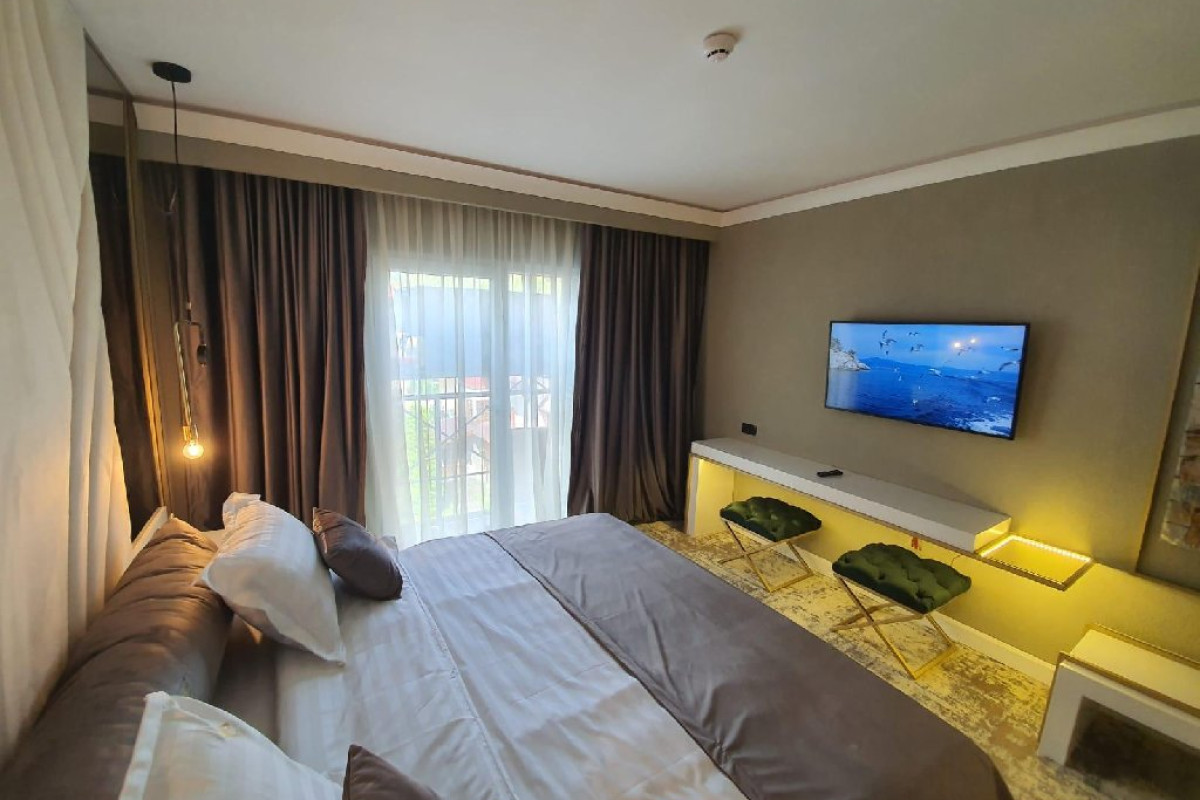 HOTEL ELEXUS PREDEAL