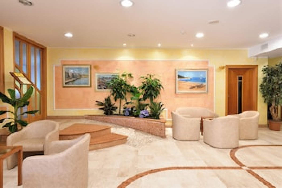 FLORIDA HOTEL