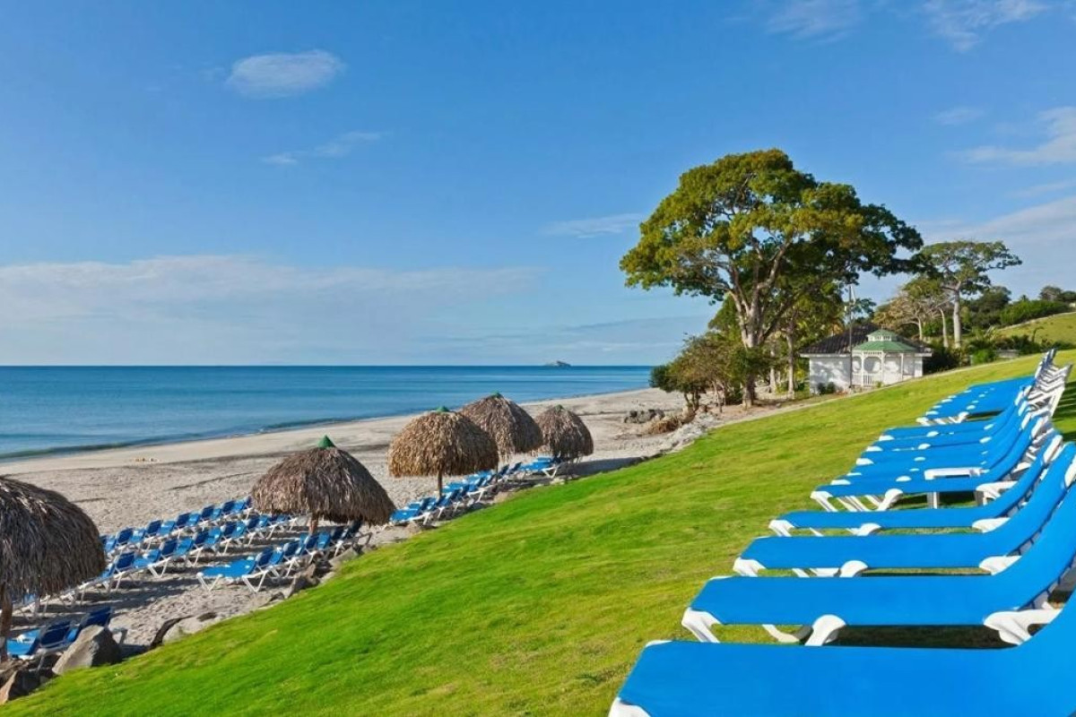 Gran Evenia Bijao Beach Resort