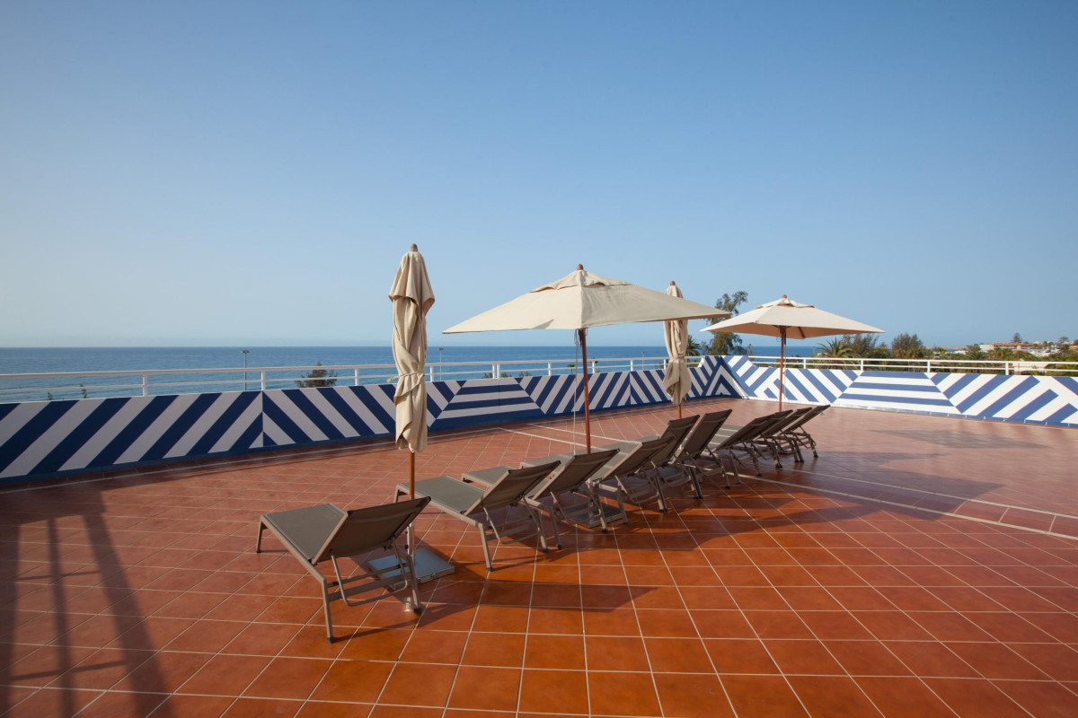 Corallium Beach by Lopesan Hotels