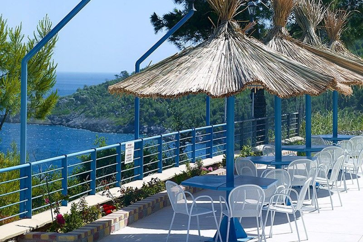 Xenia Residences & Suites