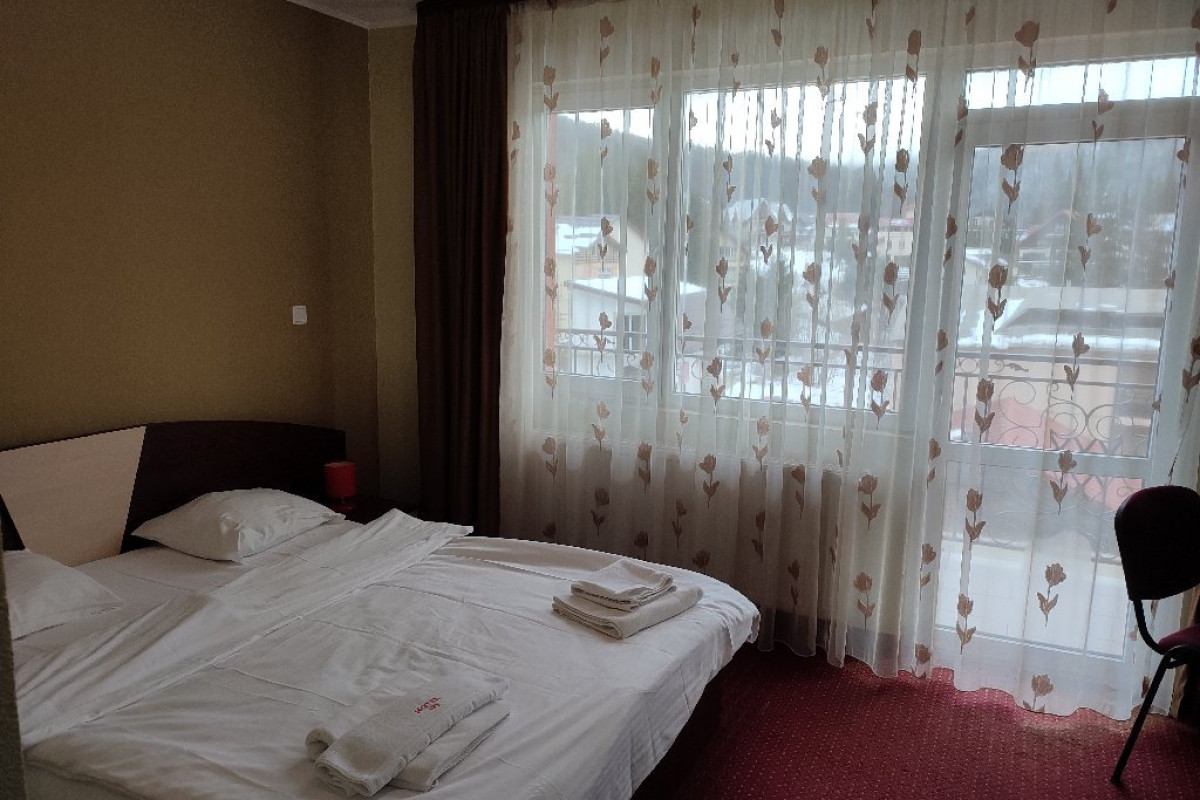HOTEL IRI.