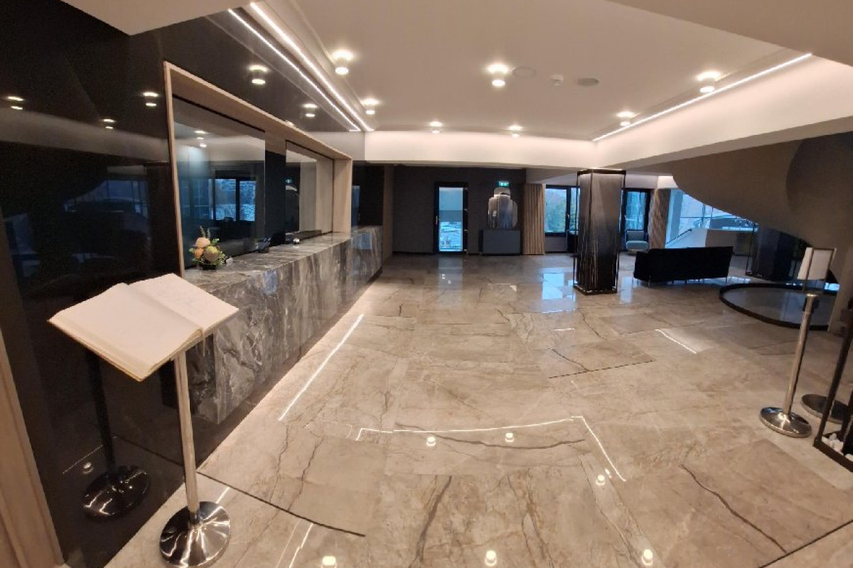 HOTEL UNIVERS T.